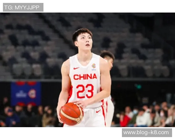 胡明轩末节发力连得11分助球队锁定胜局贡献全面数据正负值显著提升