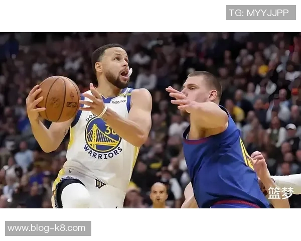 库里比赛初期遭遇判罚冷遇却意外激发斗志全力以赴追梦之路